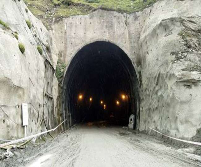 अब कुछ घंटों में कारगिल व लद्दाख पहुंचेगी सेना,अटल रोहतांग सुरंग का कार्य अंतिम चरण में