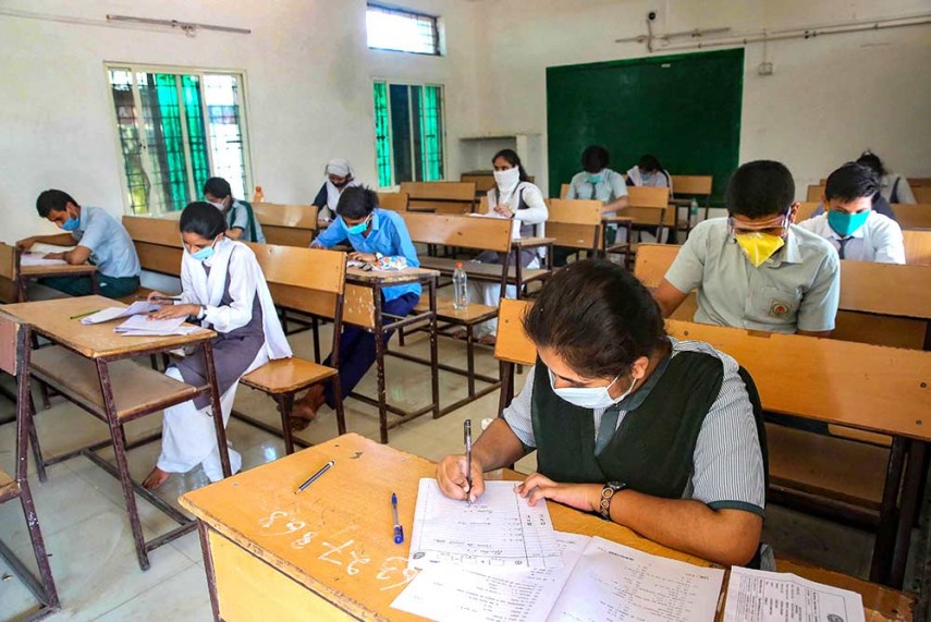 हिमाचल में सोमवार से नियमित लगेंगी 10वीं और 12वीं की कक्षाएं