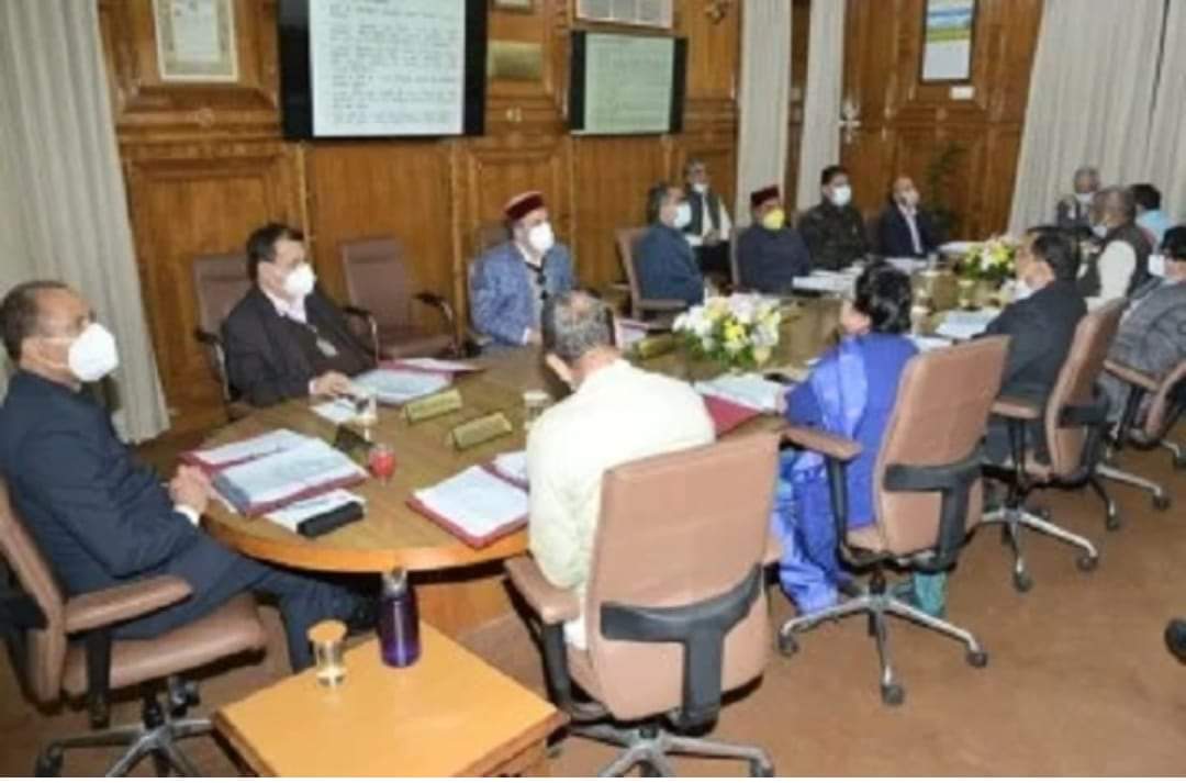 चार जिलों में रहेगा नाइट कर्फ्यू, दिसंबर तक स्कूल बंद