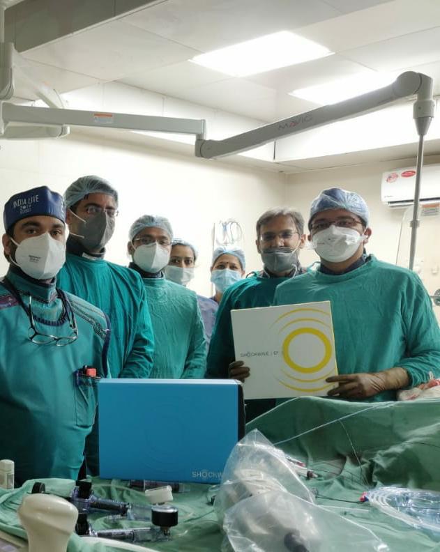 डॉ कुणाल महाजन ने किया सफतापूर्वक आपरेशन आईजीएमसी शिमला