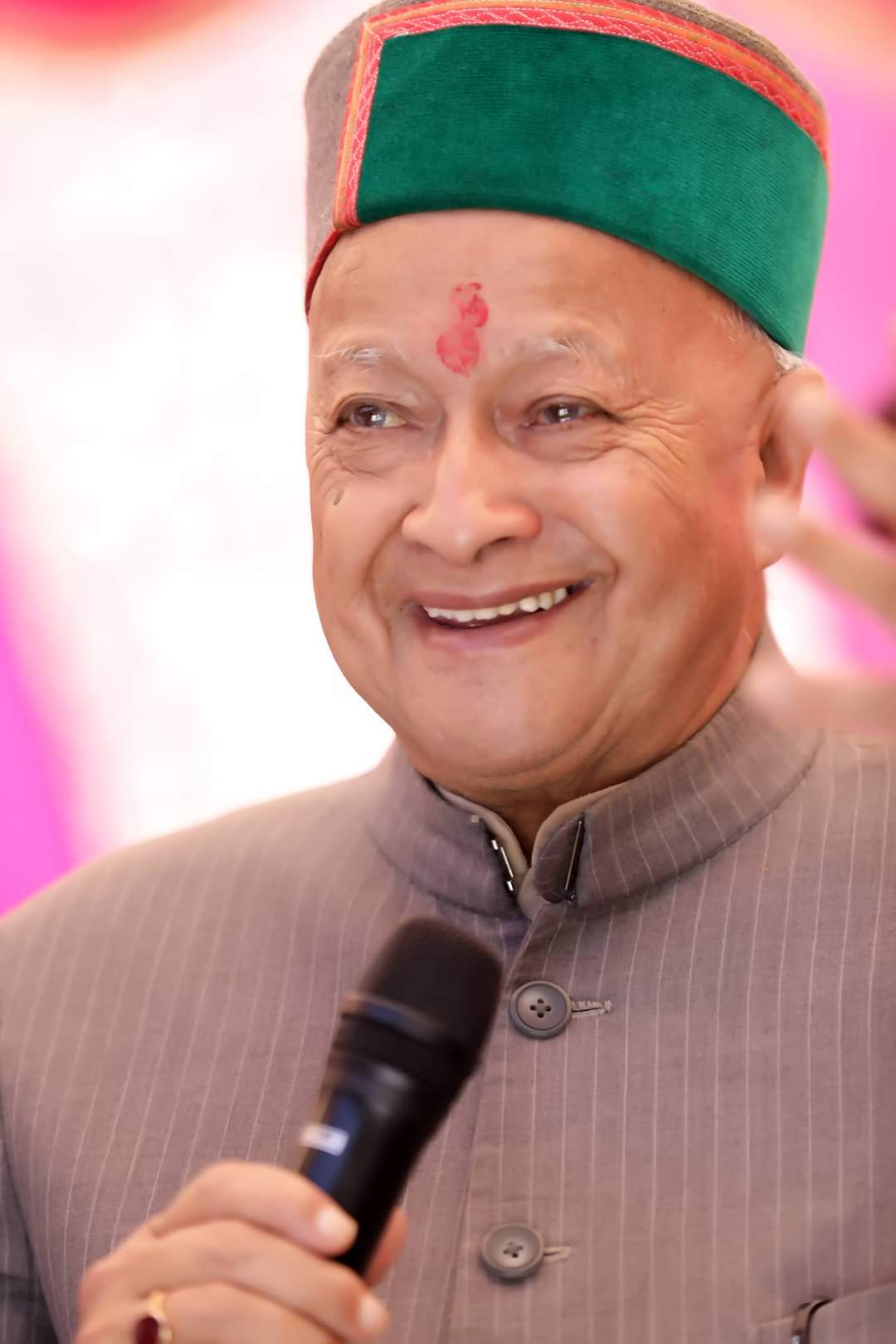 प्रदेश में कोरोना के रिकॉर्ड 905 नए मामले, पूर्व सीएम वीरभद्र भी पॉजिटिव, नौ संक्रमितों की मौत