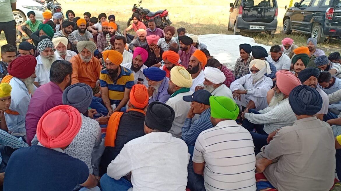 किसान महापंचायत की तैयारियां में जुटे युवा,पांवटा साहिब..
