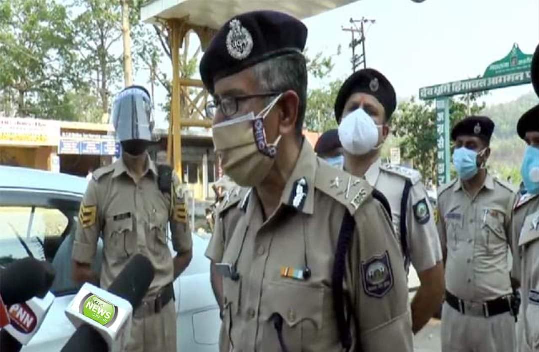 आईजी हिमांशु मिश्रा ने किया प्रदेश की अंतर्राज्यीय सीमाओं का दौरा,पांवटा सा…