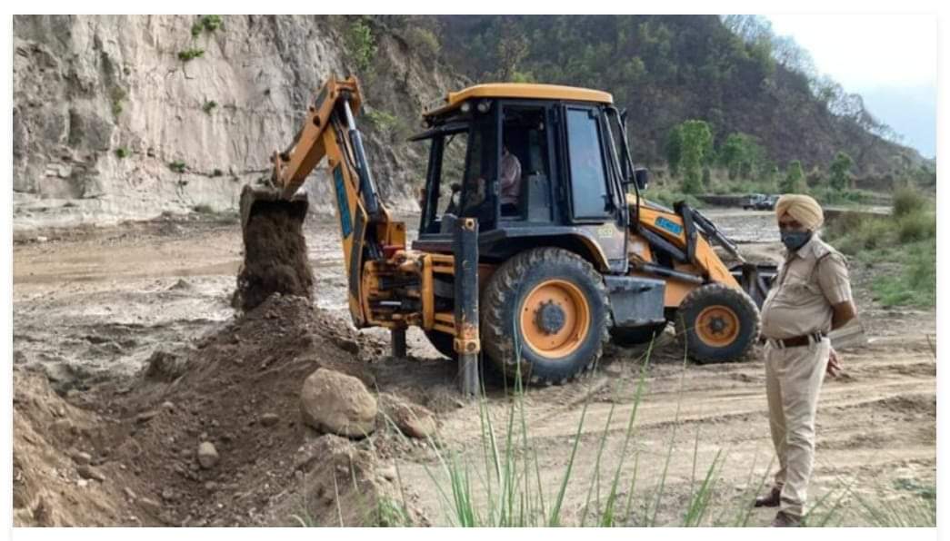 हिमाचल में आने वाले अवैध रास्ते बंद कर तस्करो पर लगाम लगाने की कोशिश, पांवटा सा..