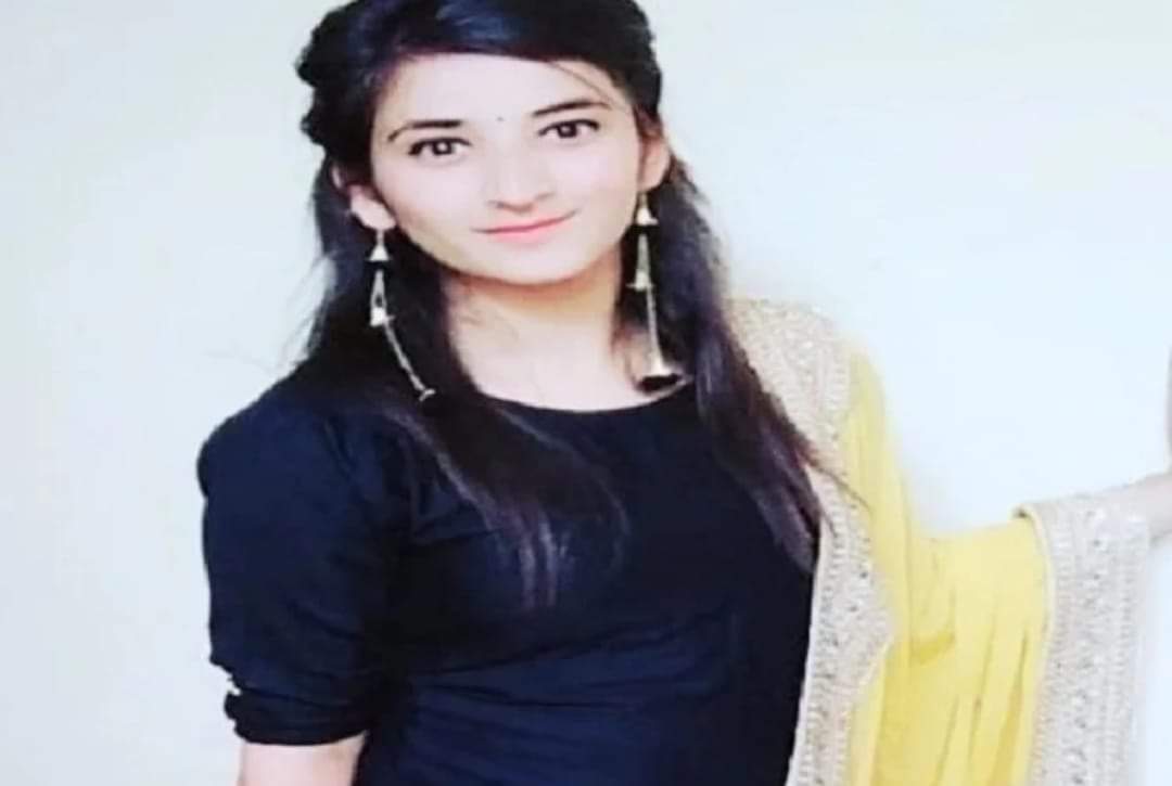 बीएससी नर्सिंग में बिलासपुर की मनु ने प्रदेश में किया टॉप