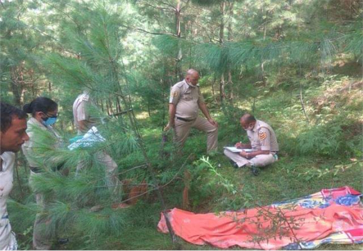 बीच जंगल में नेपाली मूल की महिला ने उठाया यह कदम