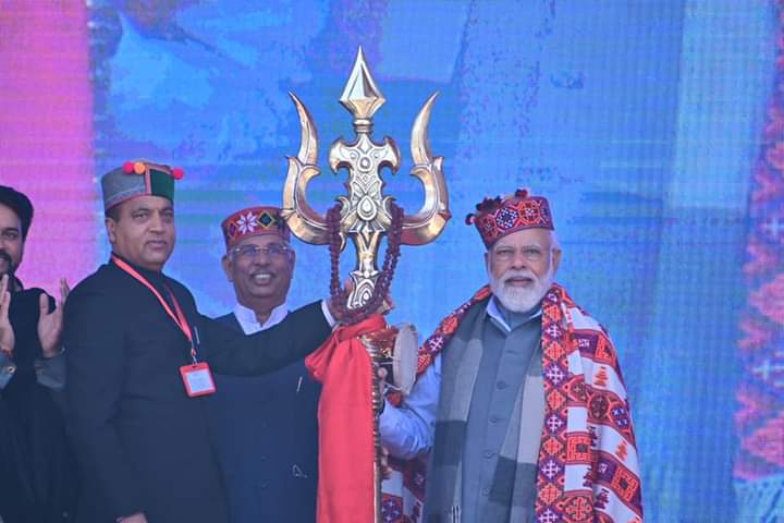 पीएम मोदी से जयराम ठाकुर का वादा- 2022 में रीपीट करेंगे सरकार