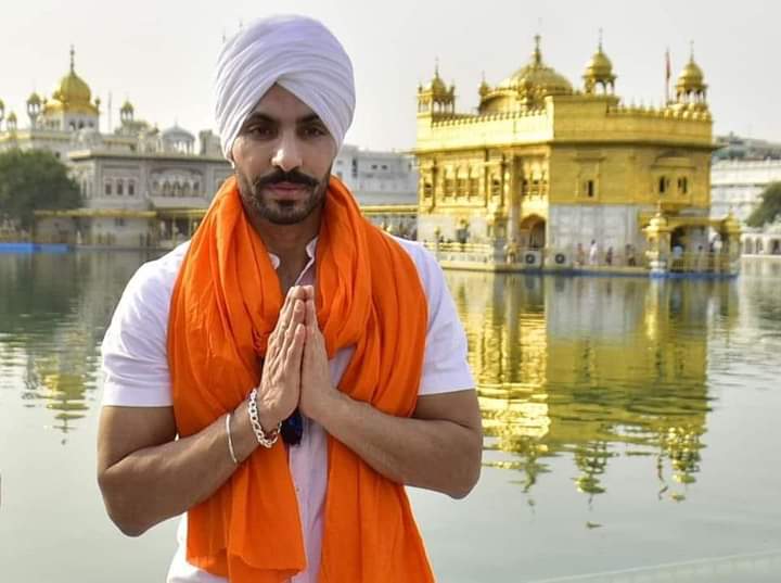 पंजाबी अभिनेता व पंजाब के यूथ आइकॉन दीप सिद्धू की सड़क हादसे में मौत,