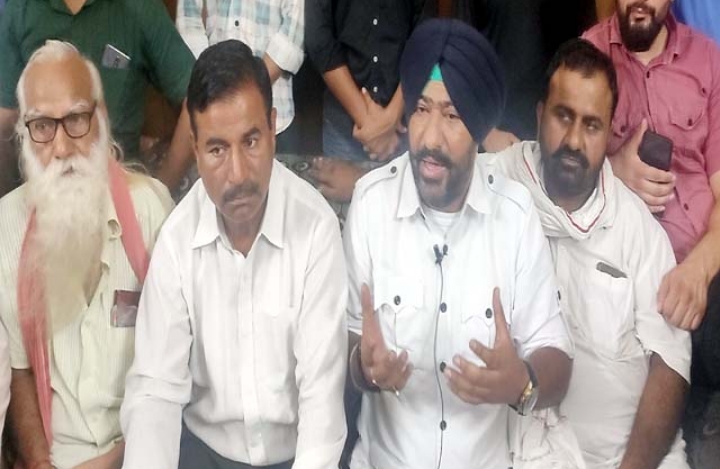 लखविंदर राणा ने कांग्रेस के साथ विश्वासघात कर अपना स्वार्थ निकाला : हरदीप बावा