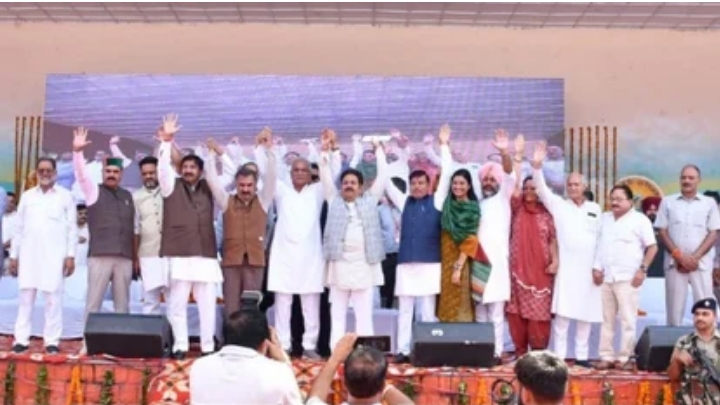 अग्निहोत्री बोले- 40 दिन बाद पेड़ के नीचे सीएम गुनगुनाएंगे- कोई लौटा दे मेरे बीते दिन