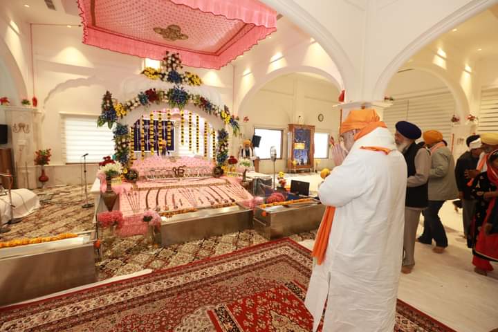 ग्रह मंत्री अमित शाह ने गुरूद्वारा पांवटा साहिब में शीश नवाया