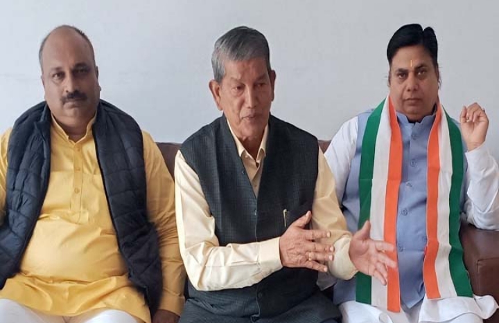 चुनावों के बाद देश की जनता को महंगाई की चौथी डोज देगी भाजपा: हरीश रावत