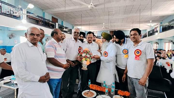 मांग पूरी होने पर ट्रक ऑपरेटर्स ने उद्योग मंत्री का किया धन्यवाद: पांवटा साहिब
