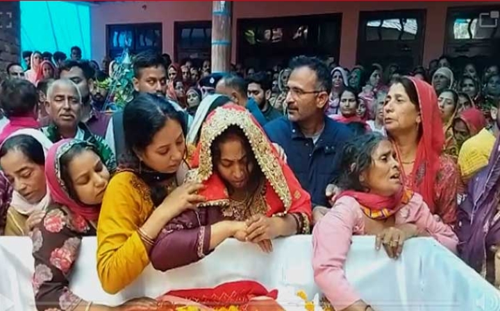 शहीद अरविंद कुमार का सैन्य सम्मान के साथ हुआ अंतिम संस्कार: कांगड़ा