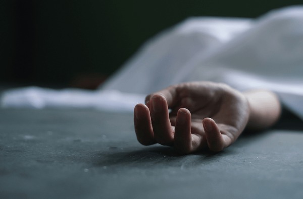 Himachal: शख्स ने बंद कमरे में उठाया ये खाैफनाक कदम, भाई ने खिड़की से झांक कर देखा ताे उड़ गए हाेश