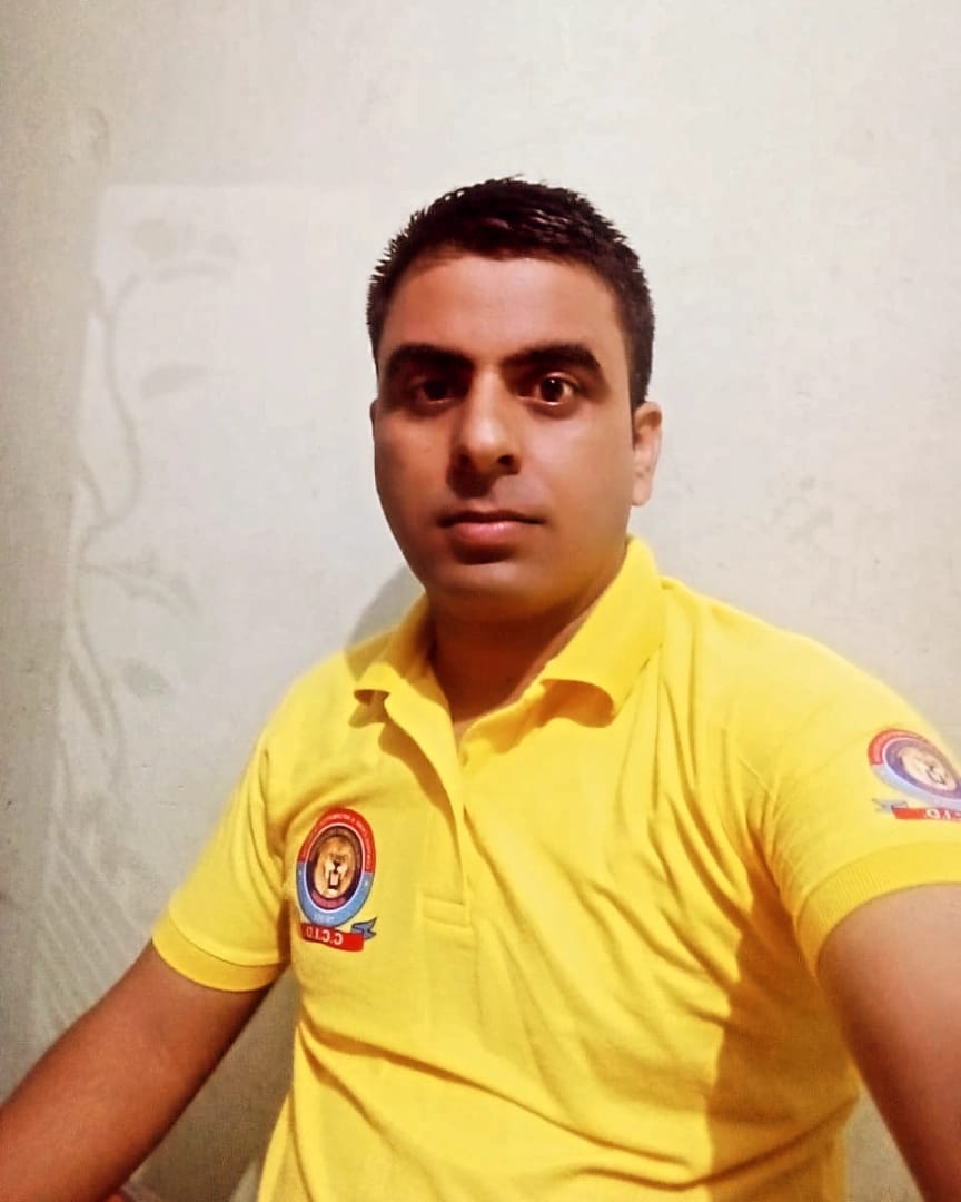 सोशल मीडिया पर आंखे बंद कर ना करे भरोसा पहले अच्छे से जांच करे: सुरेन्द्र कुमार