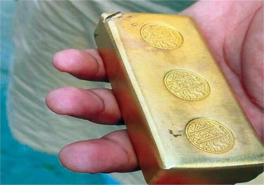 हिमाचल: 2 लाख रुपए में सोने की ईंट खरीद कर घर ले आया व्यक्ति, जब खुला राज तो उड़ गए होश