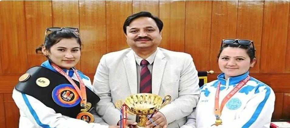 दिल्ली में छा गई हिमाचल की बेटियां- गोल्ड मेडल लेकर लौटीं, आप भी दें बधाई