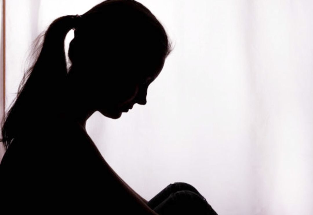 हिमाचल: पिता से बहस के बाद आत्महत्या करने 5 मंजिला इमारत की छत पर जा पहुंची नाबालिग लड़की, फिर हुआ कुछ ऐसा…
