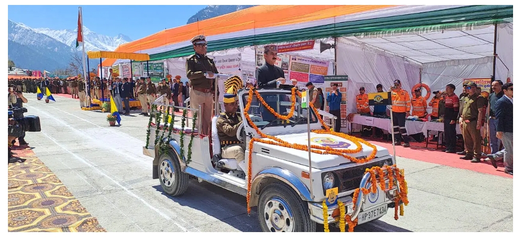 पांगी में मुख्यमंत्री सुक्खू ने फहराया तिरंगा, महिलाओं को 1500-1500 रुपये देने की घोषणा