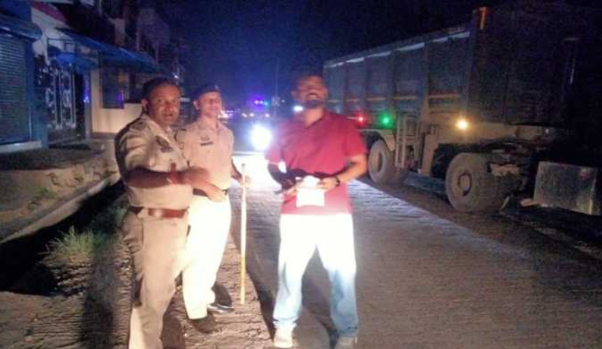 Paonta sahib: अवैध माइनिंग पर पुलिस की बड़ी कार्यवाही, 25 चालान और 4 वाहन सीज