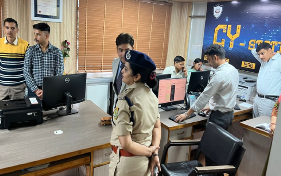 साइबर ठगों के निशाने पर हिमाचल के ये तीन जिले, अब तक हाे चुकी है करोड़ों रुपए की ठगी