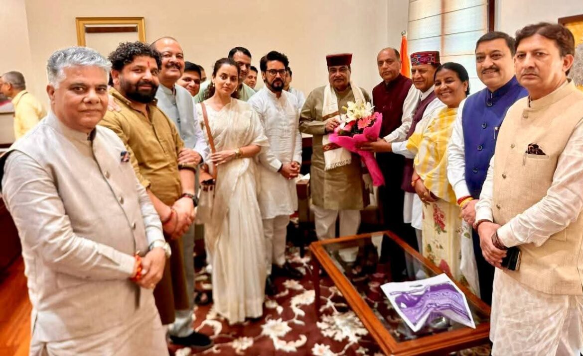 भाजपा राष्ट्रीय अध्यक्ष जगत प्रकाश नड्डा ने आज केंद्रीय सड़क परिवहन एवं राजमार्ग मंत्री नितिन गडकरी से मुलाकात की