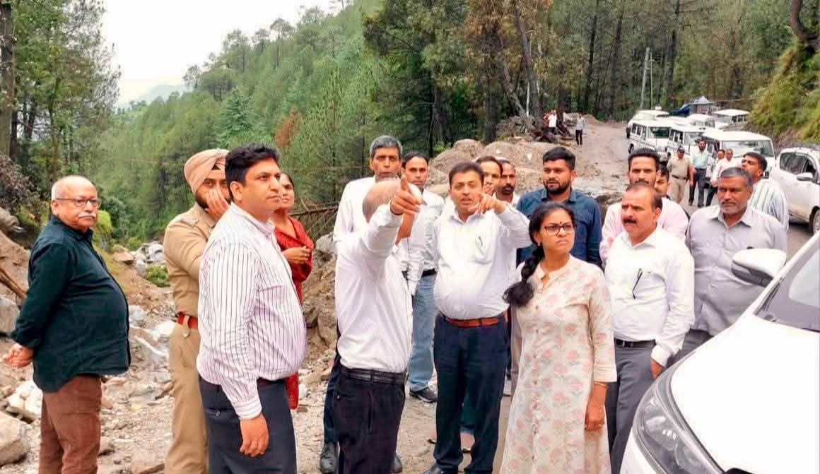 करसोग पहुंचे केंद्र सरकार के विशेषज्ञ,सरकोल और शंकर देहरा क्षेत्रों का किया दौरा