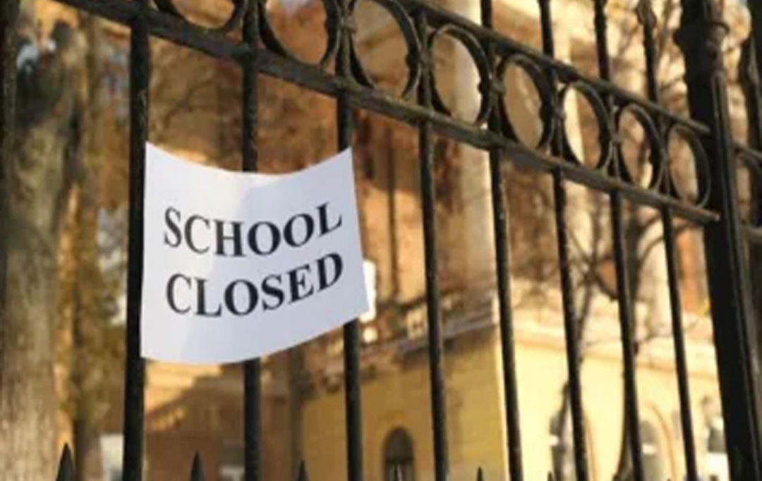 सिरमौर में आज सभी शिक्षण संस्थान बंद, शिक्षकों को भी उपस्थित होने से छूट