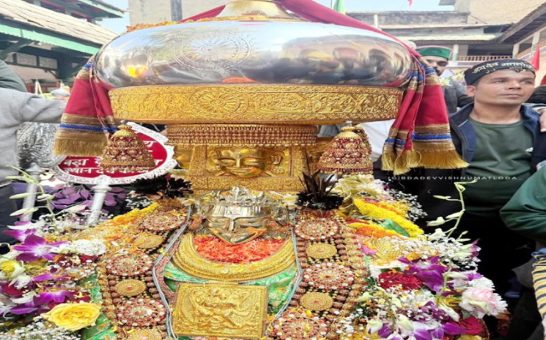 अब सोशल मीडिया पर पोस्ट नहीं कर सकेंगे देवताओं के देव खेल की वीडियो