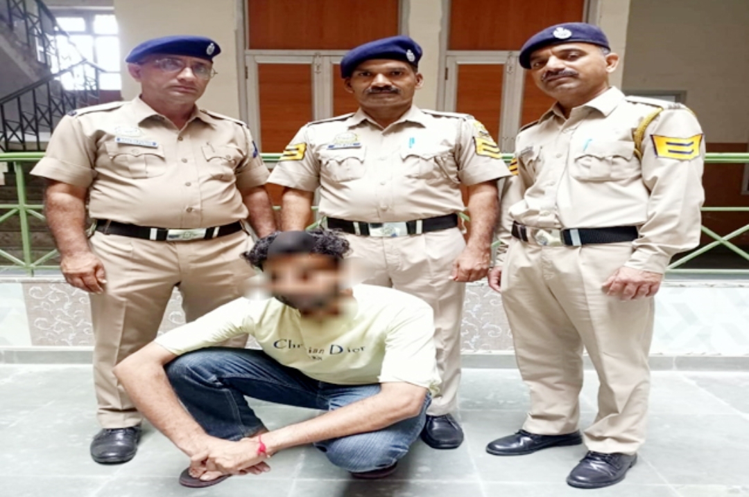 पांवटा साहिब में पुलिस के हत्थे चढ़ा नशा तस्कर, 11.82 ग्राम चिट्टा बरामद