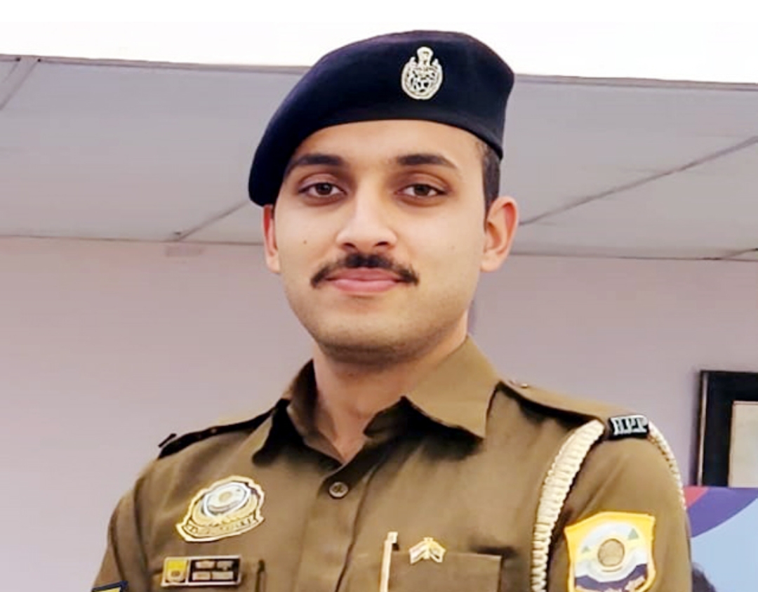 पुलिस के गोल्ड मैडलिस्ट जवान का HPFAS में चयन, सबसे युवा सैक्शन ऑफिसर बनने की हासिल की उपलब्धि