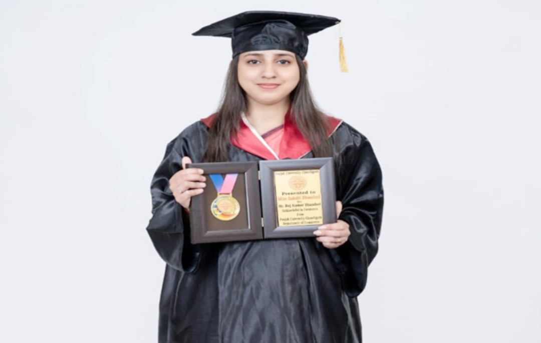 हिमाचल की बेटी साक्षी बनीं पंजाब यूनिवर्सिटी की टॉपर, शादी के बाद दी सपनों को उड़ान