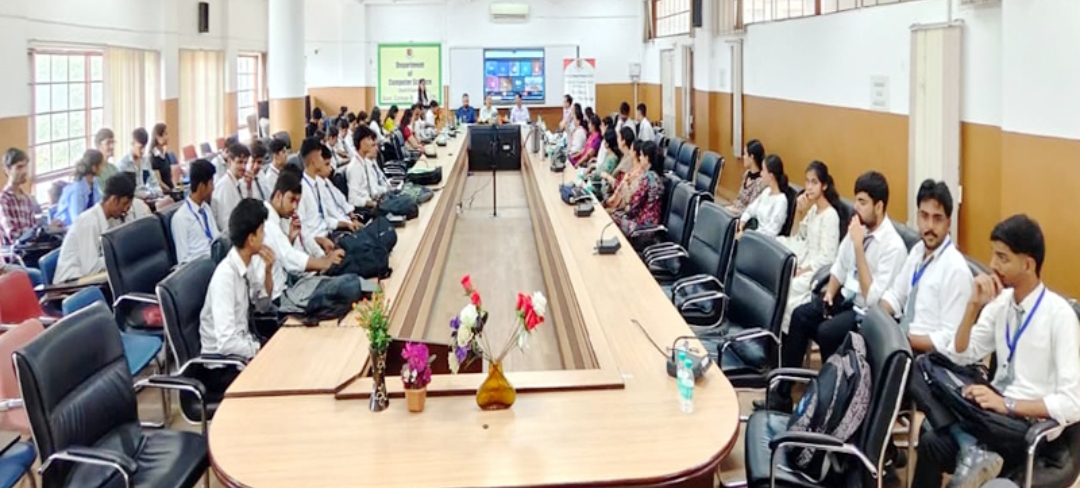 AI अब सिर्फ लर्निंग मशीन नहीं, आपकी जिंदगी पर कर रहा कब्जा! एक्सपर्ट ने बताए फायदे और नुक्सान