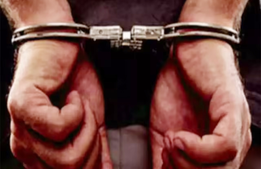 हिमाचल में CGST इंस्पेक्टर 50 हजार की घूस लेते रंगे हाथ काबू, विजिलेंस की कार्रवाई