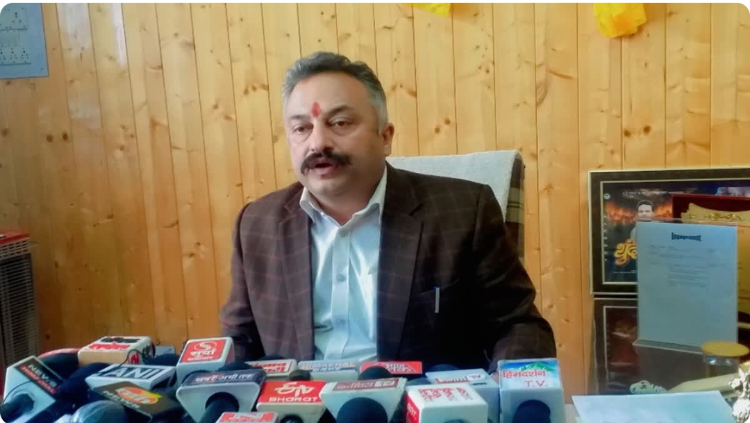 हिमाचल के 100 सरकारी स्कूलों में एक भी टीचर नहीं! सिंगल शिक्षक के भरोसे चल रहे 2000 विद्यालय