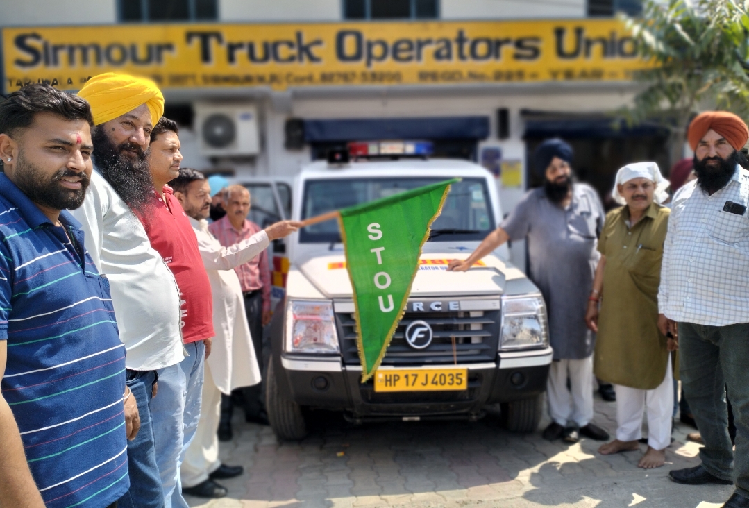 पांवटा साहिब:सिरमौर ट्रक ऑपरेटर यूनियन का जन सेवा में एक ओर कदम